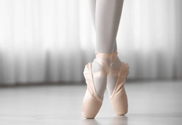 She Trained to Be a Ballerina in Brazil. At 30, She’s the World’s Youngest Self-Made Female Billionaire